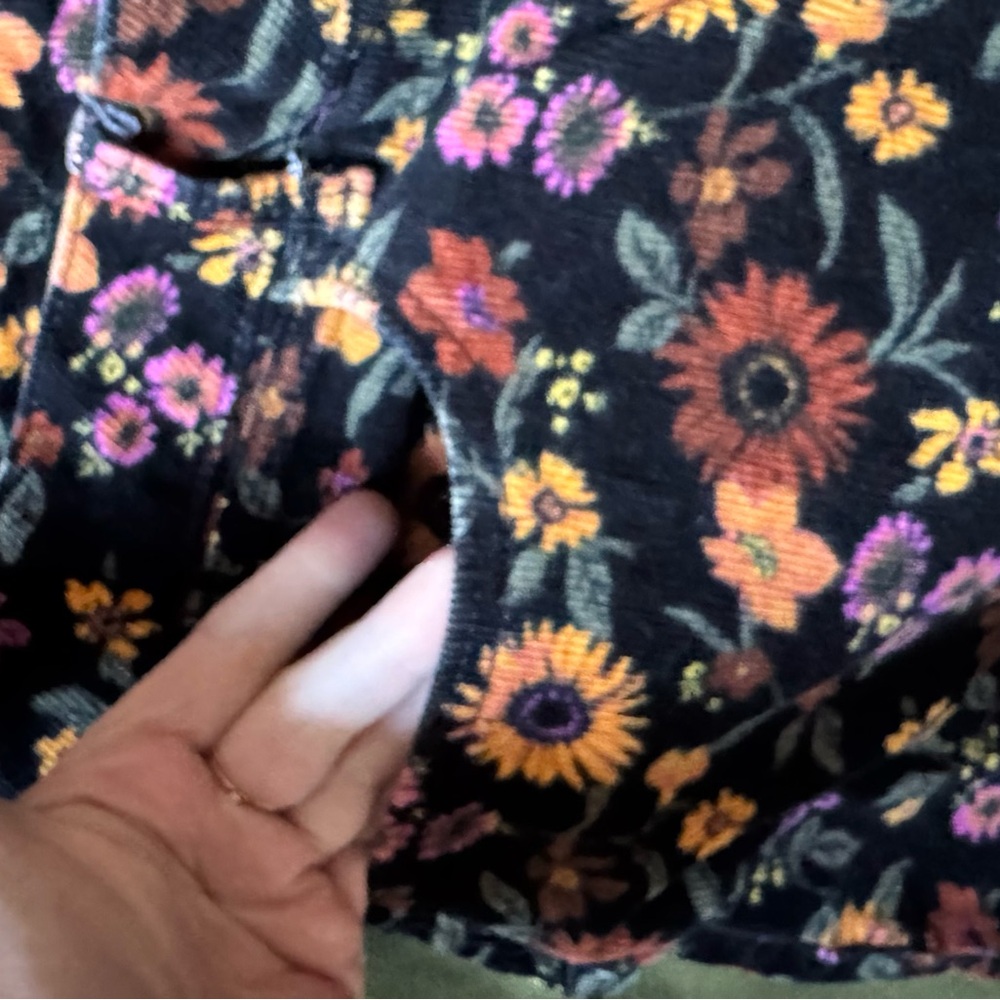 Wrangler Black Floral Boot Cut Pants - Picture 6 of 10